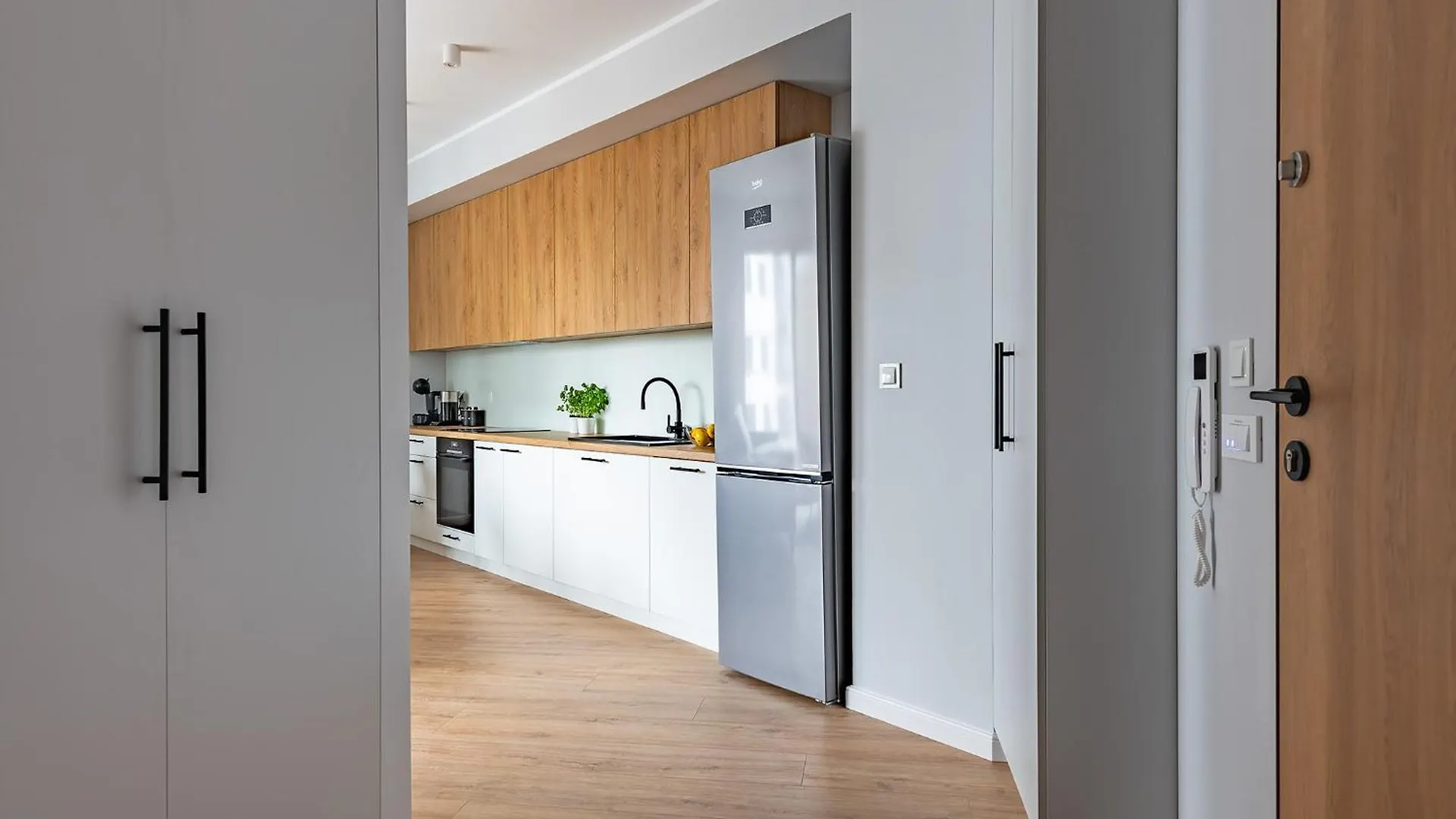 Expo Apartment Kolejowa Warsaw